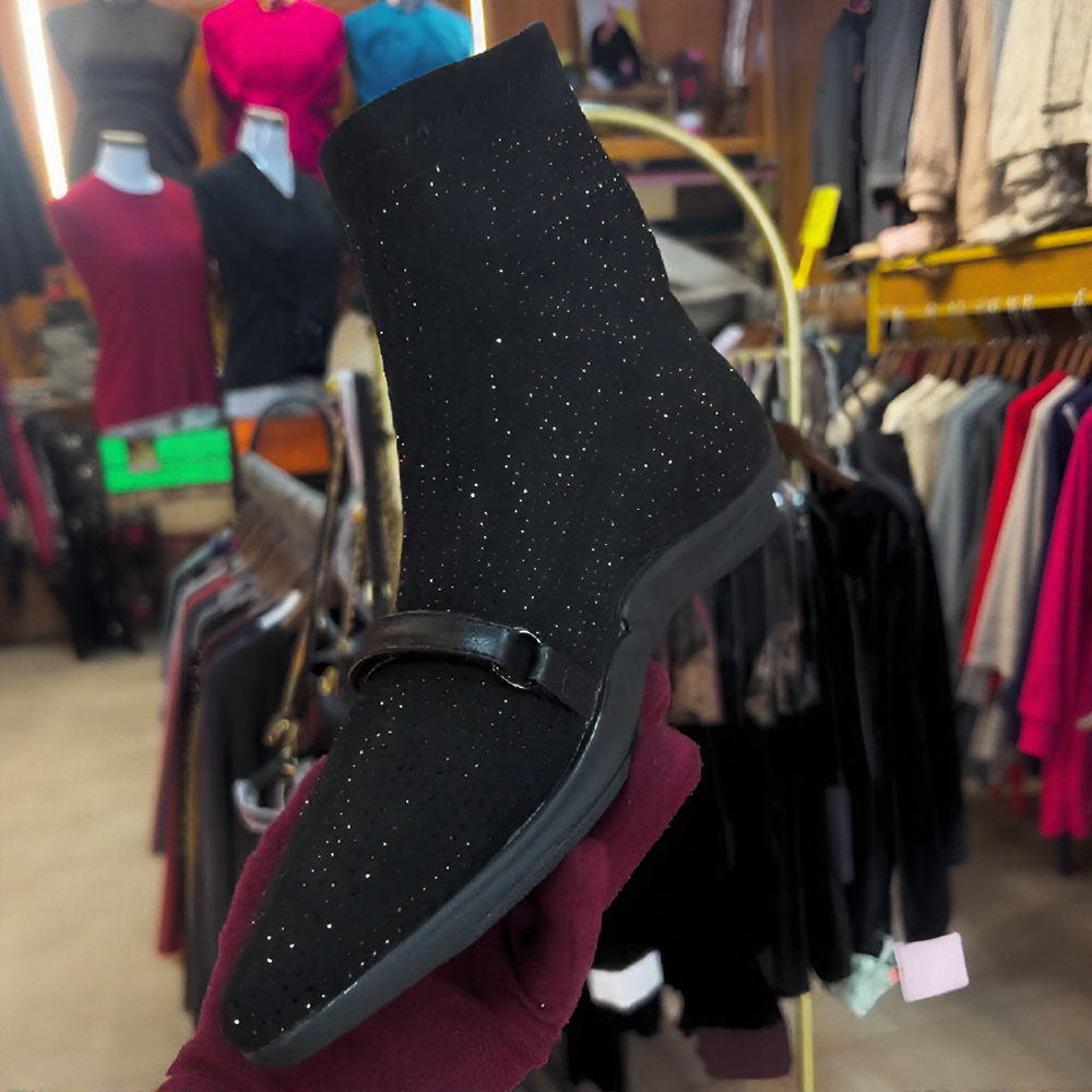 Rhinestone flat elegant pointed toe boots