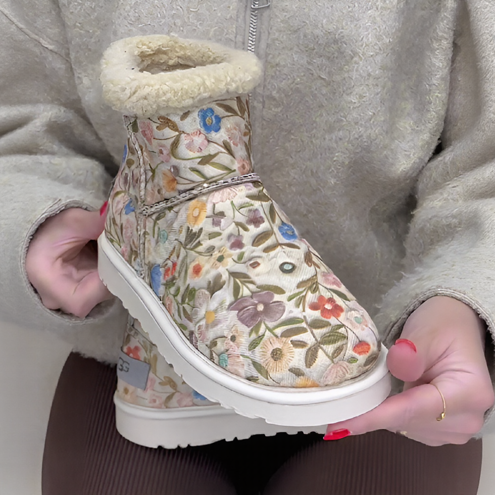 Retro floral velvet snow boots