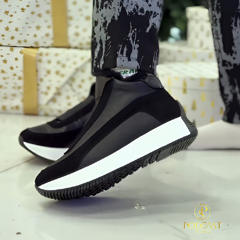 Plush thick-soled trendy sneakers
