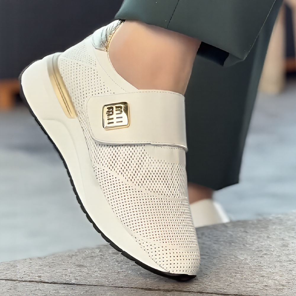 Breathable Velcro versatile sneakers