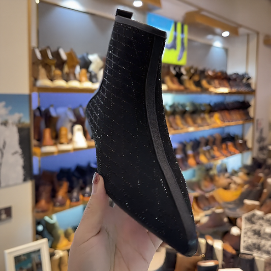 Black elegant rhinestone pointed suede boots
