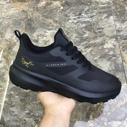 High-end black multi-functional sports shoes