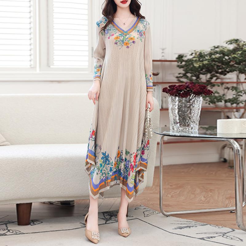 Cute Pleated Print Long Sleeve Maxi Dress